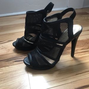 Jessica Simpson black netted heels